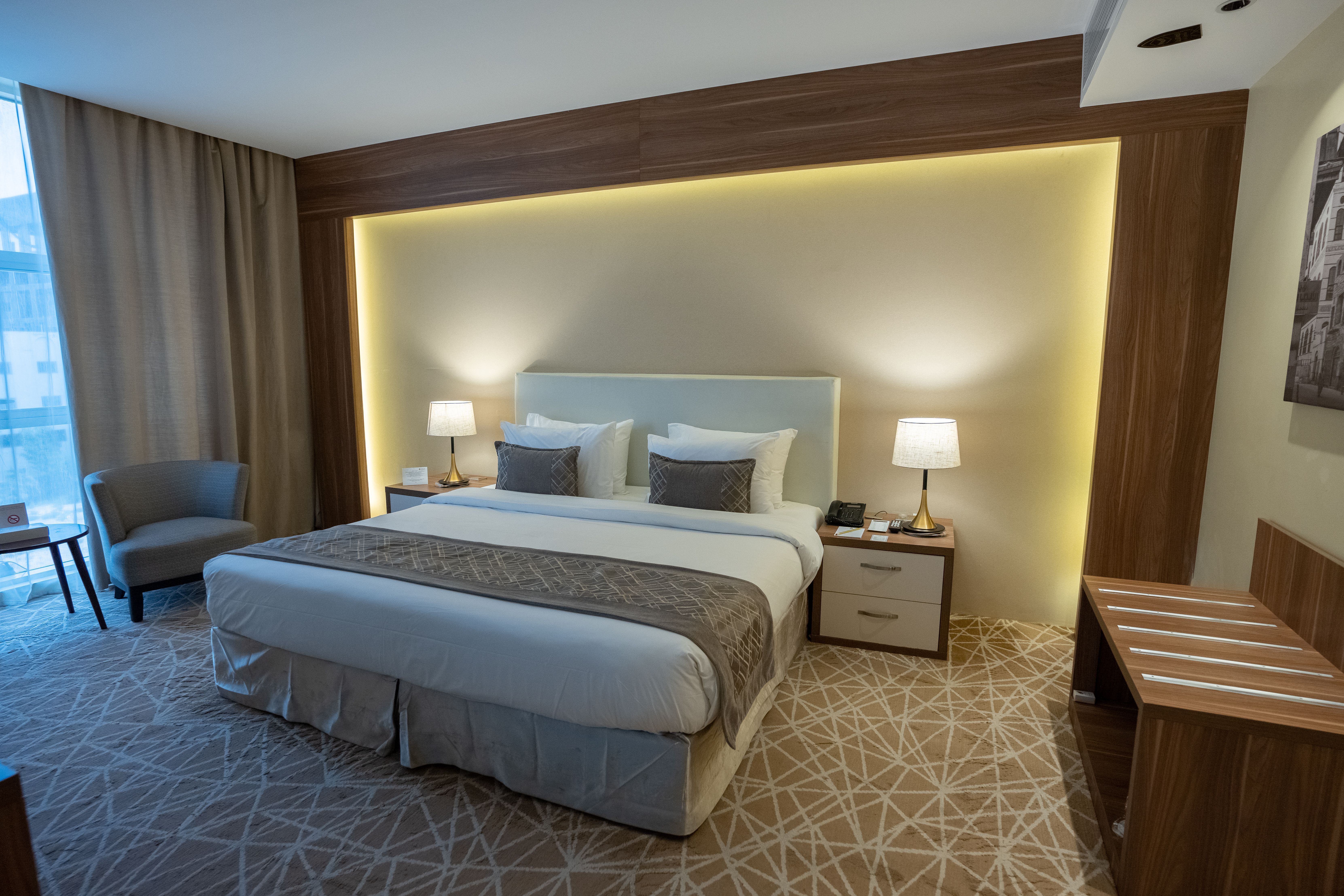 Room 01
