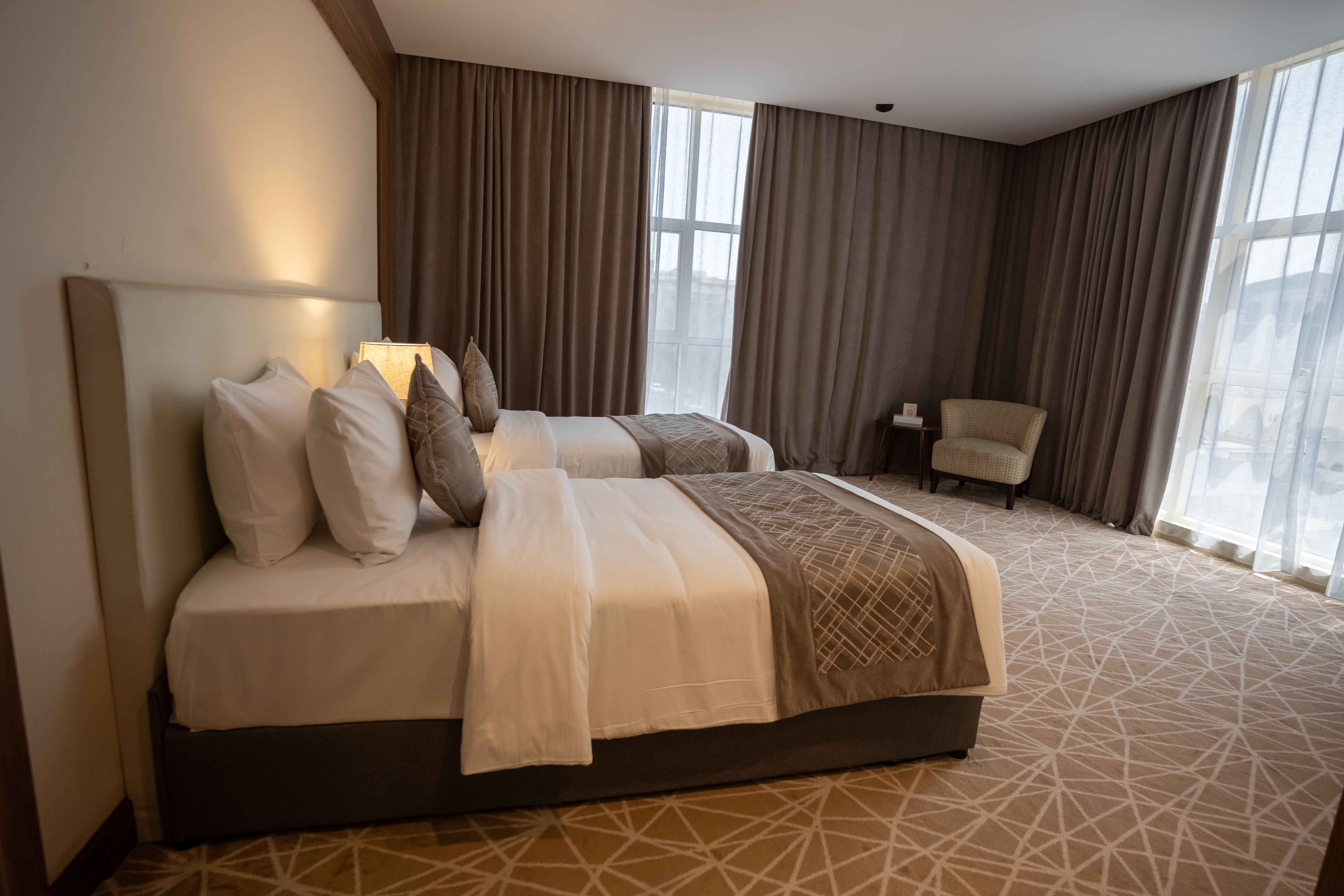 Room 02